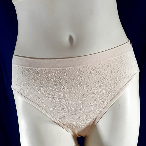 LUCKY BRAND SET. - Picture 3 of 5